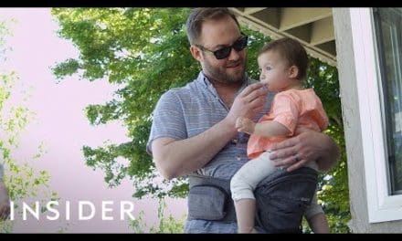 Baby Seat Makes Carrying Your Child Easier
